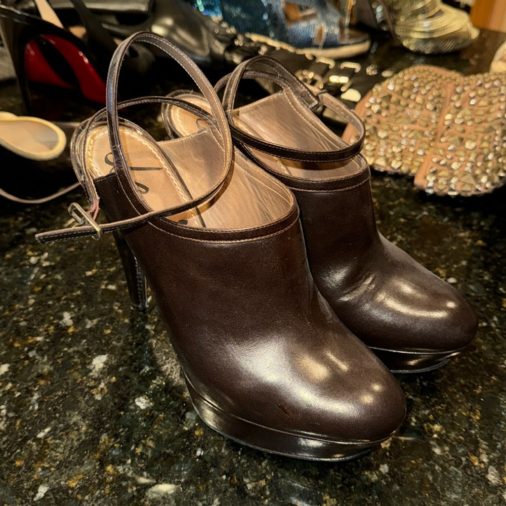 Vero Cuoio Chocolate Brown Heels
